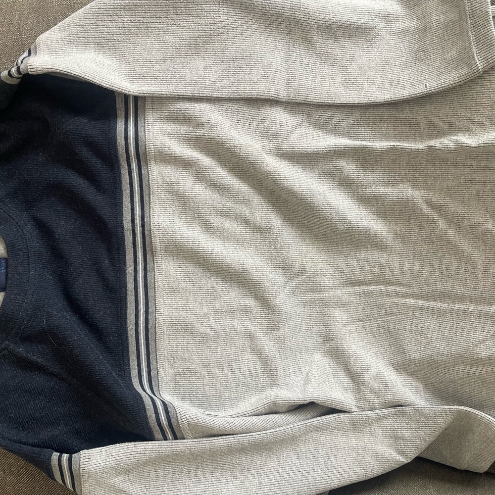 Men's Crewneck Sweater - Gray and Black